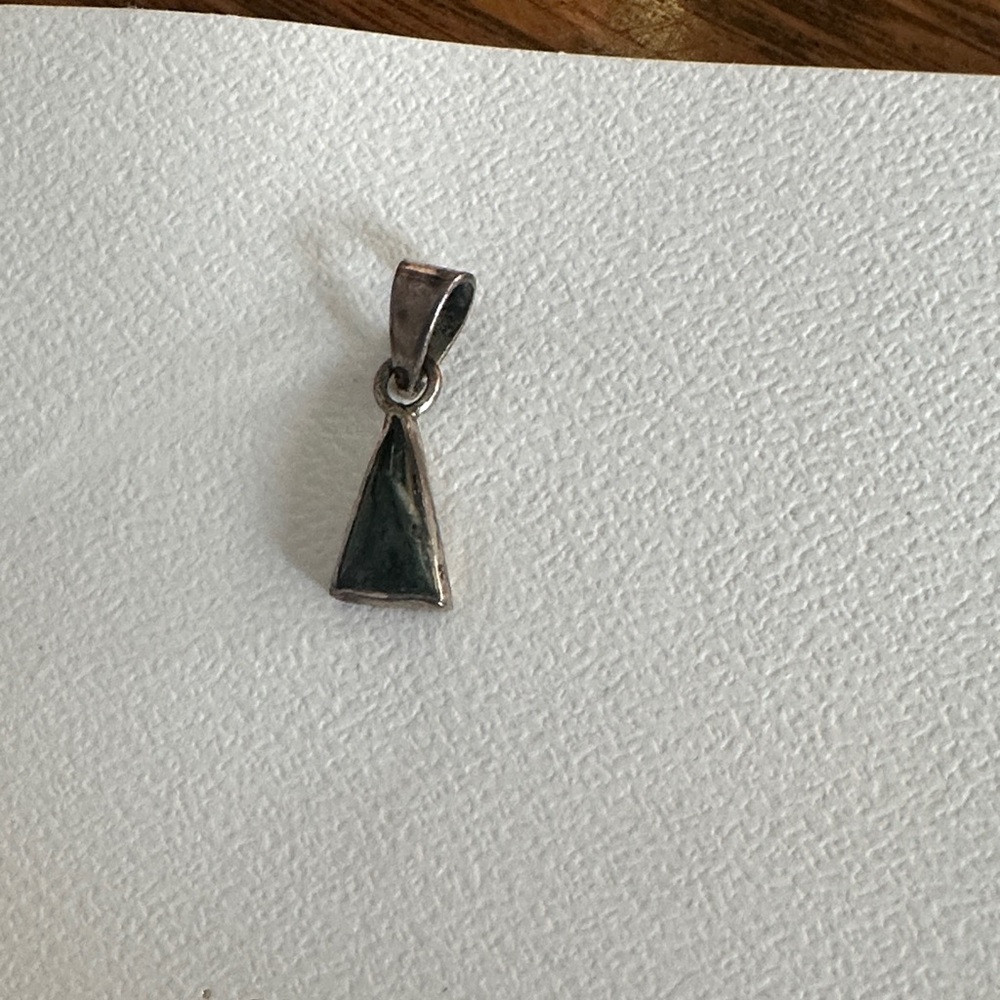 Chic Silver and Black Triangle Pendant Necklace we